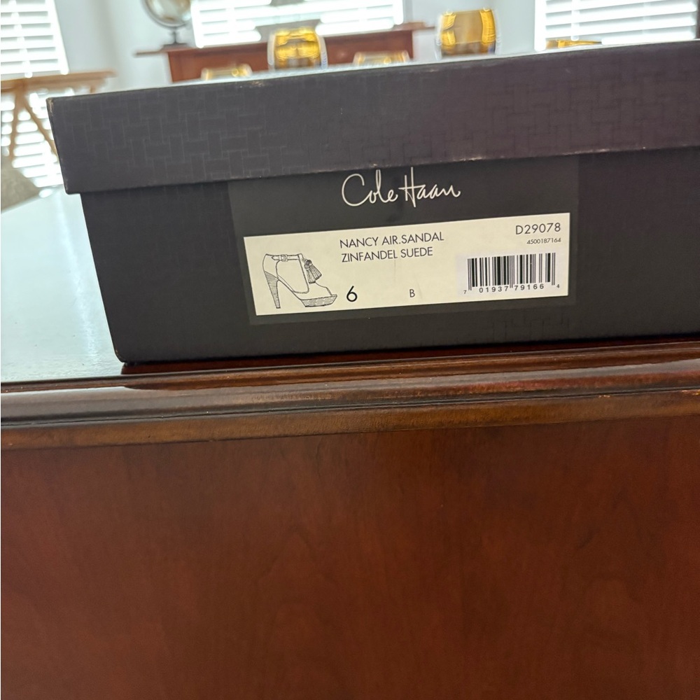 Cole Haan Nancy Air Platform Sandal. Size 6M. Zinfandel Suede Color - Picture 16 of 16